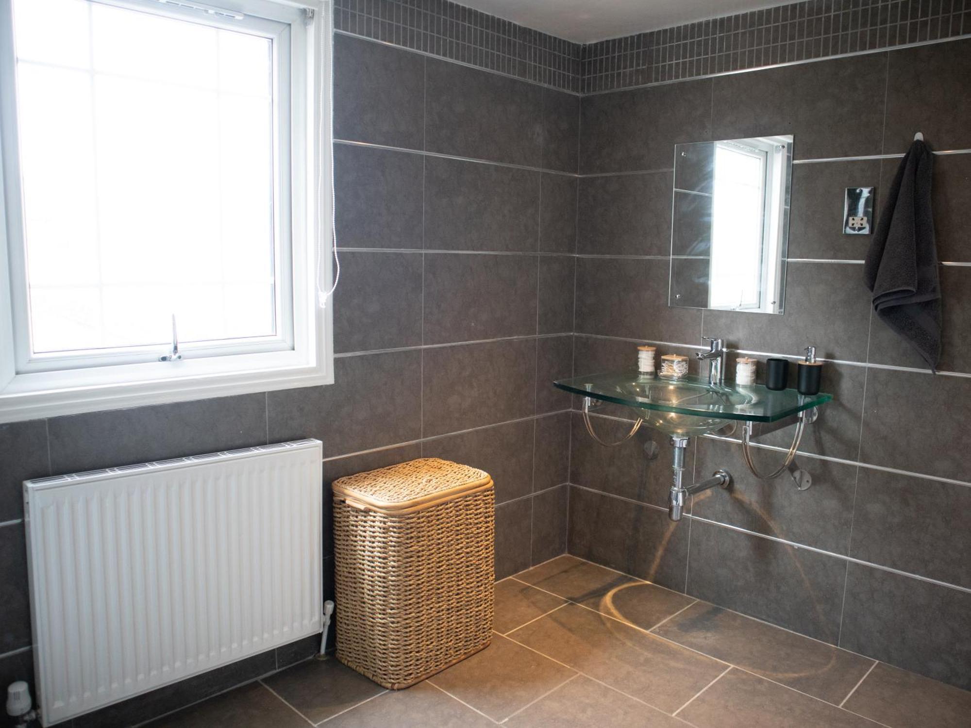 Bright Private Terrace - Free Private Parking - Tv - Wifi - Netflix Lejlighed Croydon Eksteriør billede