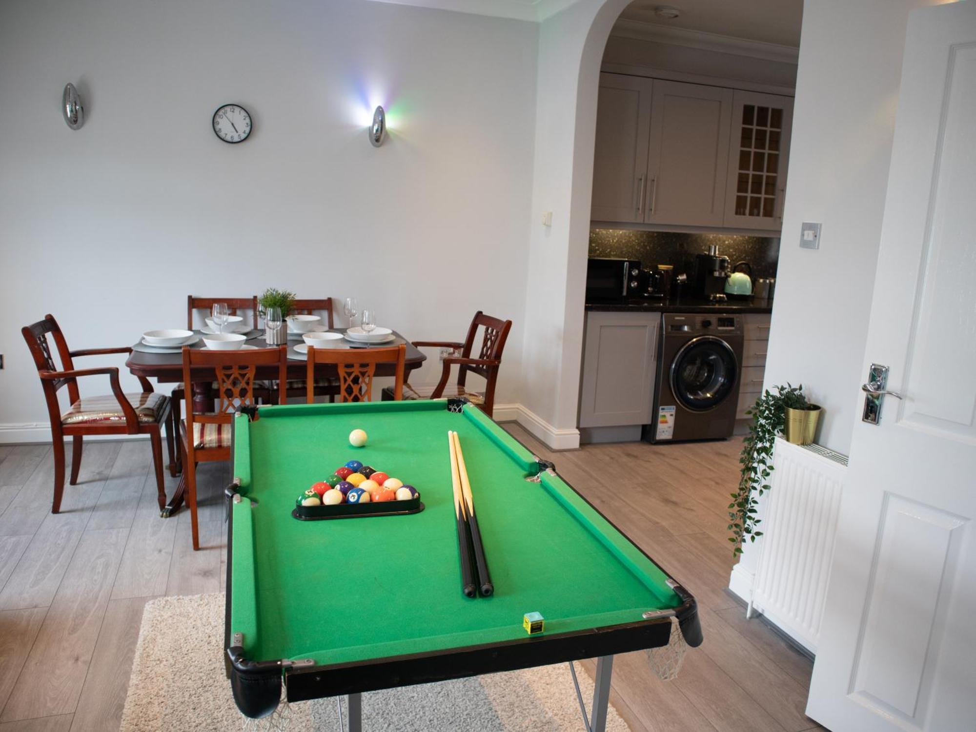 Bright Private Terrace - Free Private Parking - Tv - Wifi - Netflix Lejlighed Croydon Eksteriør billede