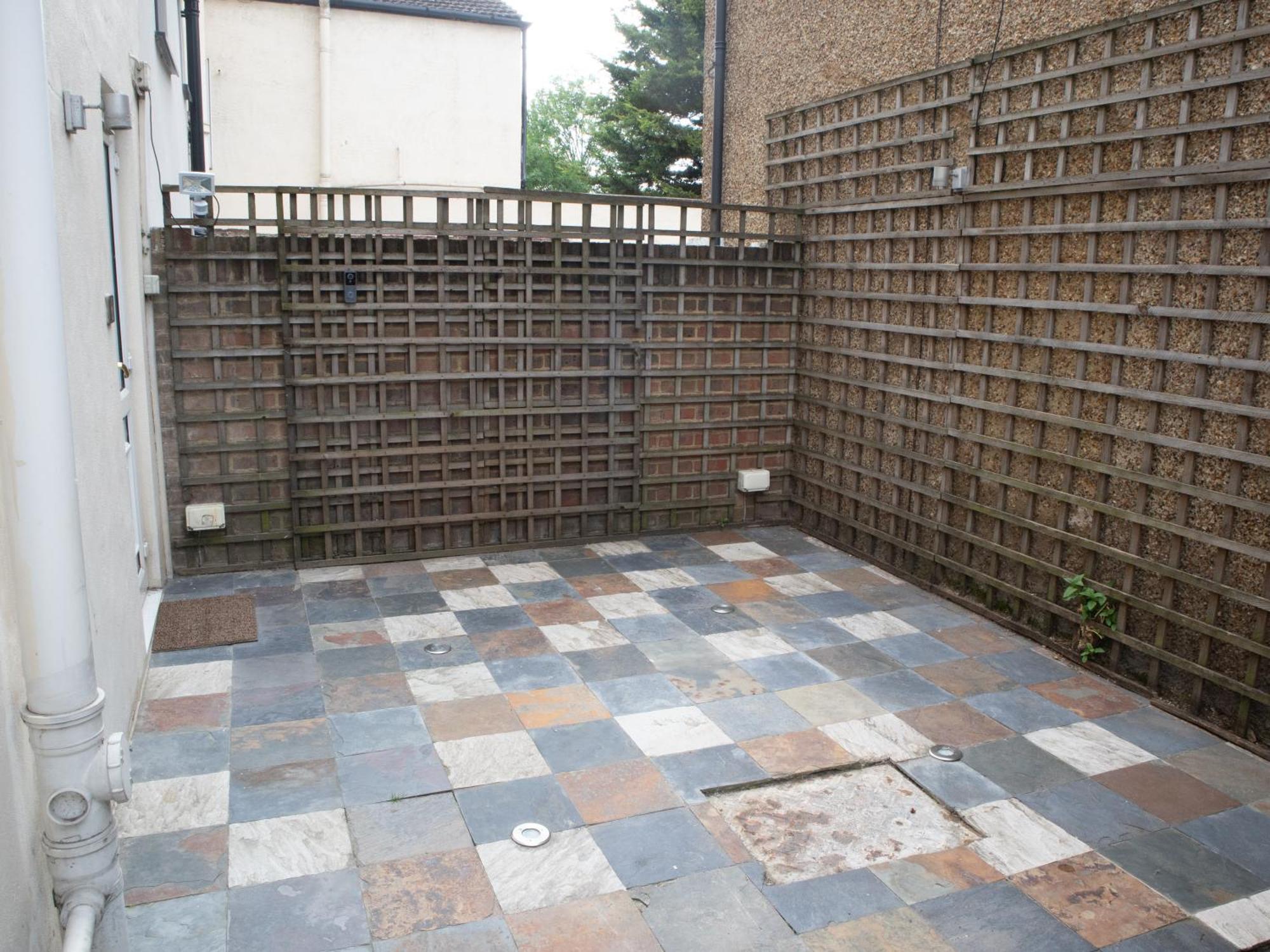 Bright Private Terrace - Free Private Parking - Tv - Wifi - Netflix Lejlighed Croydon Eksteriør billede